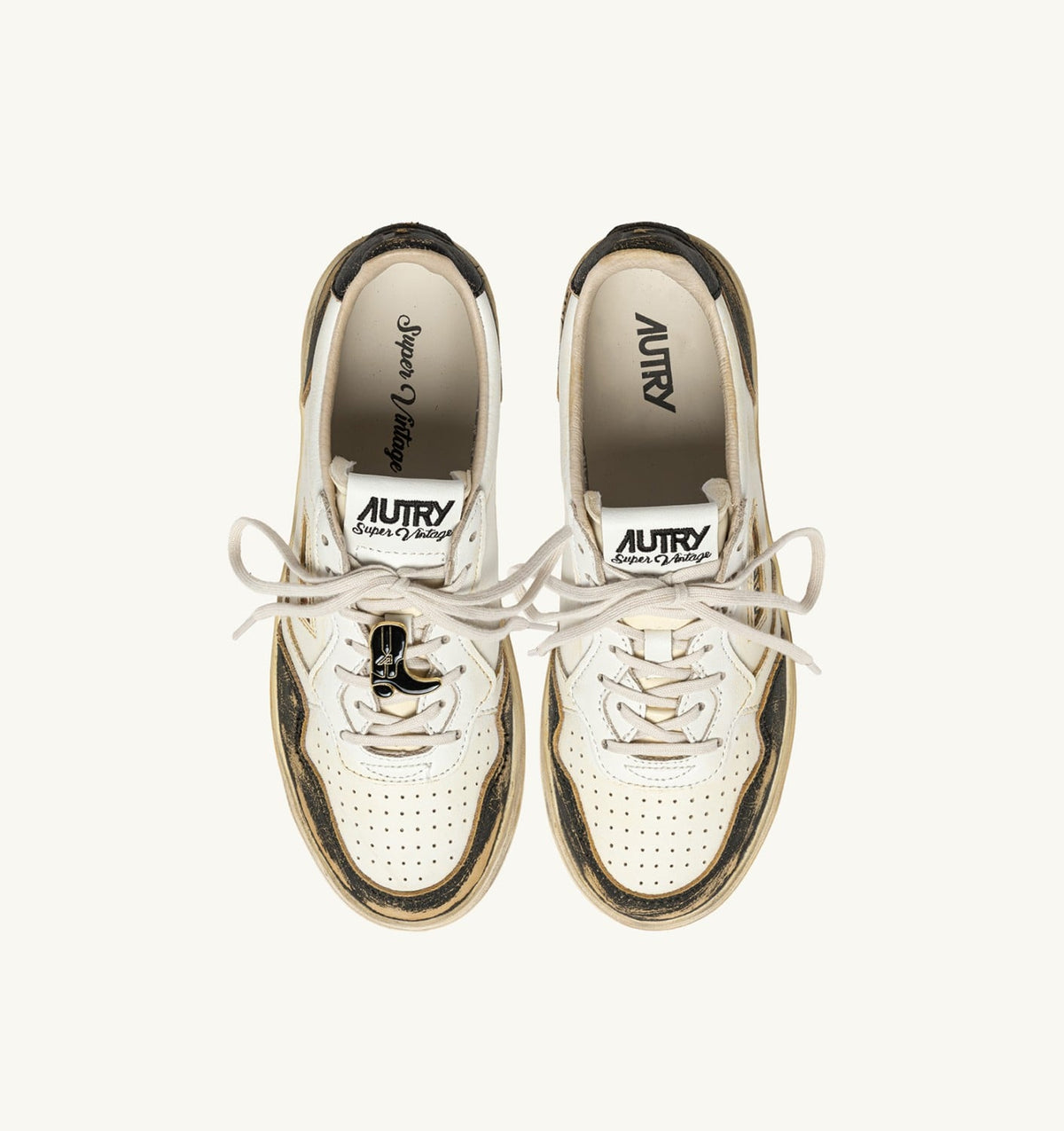 AUTRY MEDALIST LOW SUPER VINTAGE SNEAKERS IN WHITE AND ANTIQUE BLACK LEATHER
