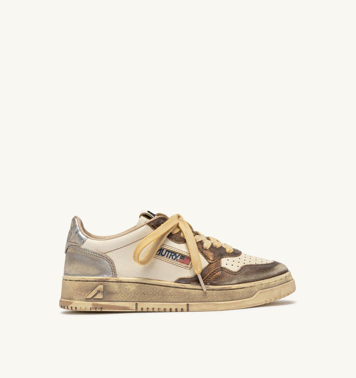 AUTRY MEDALIST LOW SUPER VINTAGE SNEAKERS IN CHOCOLATE AND SILVER LEATHER