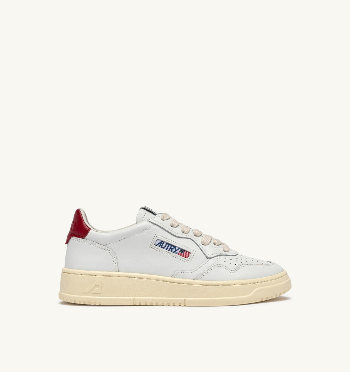 AUTRY MEDALIST LOW SNEAKERS IN WHITE AND DEEP CLARET LEATHER