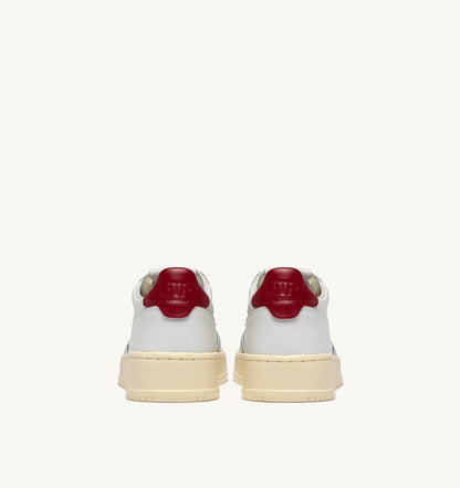 AUTRY MEDALIST LOW SNEAKERS IN WHITE AND DEEP CLARET LEATHER
