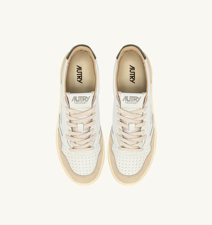 AUTRY MEDALIST LOW SNEAKERS IN WHITE LEATHER AND BRONZE GREEN SUEDE