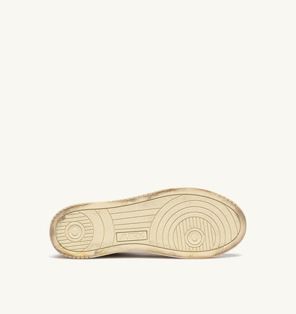 AUTRY MEDALIST LOW SUPER VINTAGE SNEAKERS IN WHITE AND YELLOW LEATHER