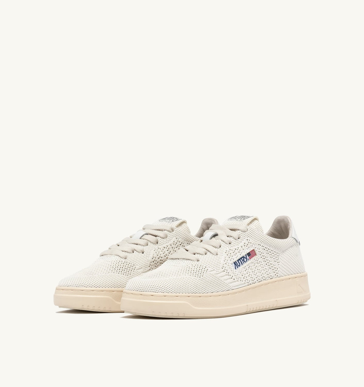 AUTRY MEDALIST EASEKNIT LOW SNEAKERS IN KNIT COLOR IVORY