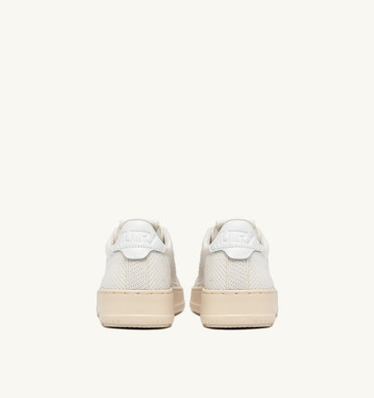 AUTRY MEDALIST EASEKNIT LOW SNEAKERS IN KNIT COLOR IVORY