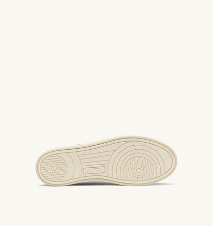 AUTRY MEDALIST EASEKNIT LOW SNEAKERS IN SPACE BLUE KNIT