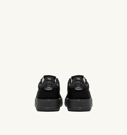 AUTRY MEDALIST EASEKNIT LOW SNEAKERS IN BLACK KNIT