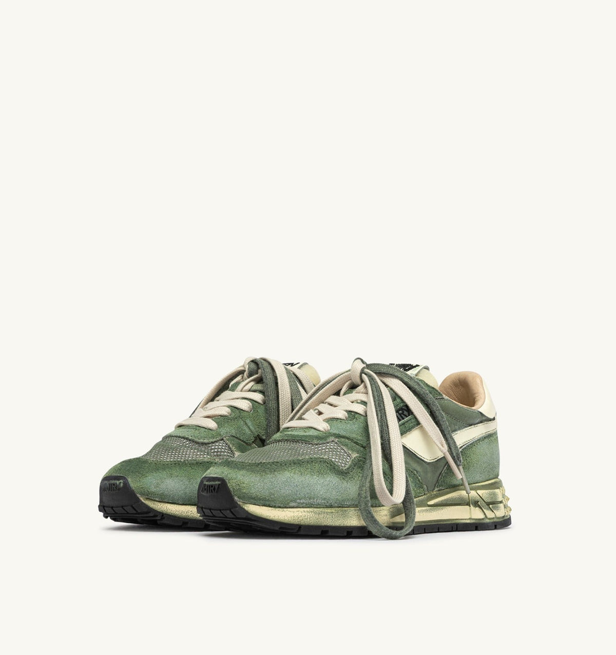 AUTRY REELWIND SUPER VINTAGE SNEAKERS IN LEPRECHAUN AND WHITE SUEDE AND NYLON