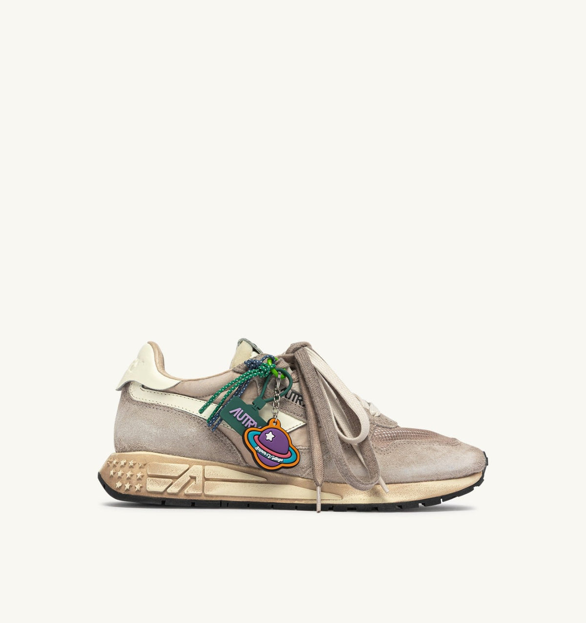 AUTRY REELWIND SUPER VINTAGE SNEAKERS IN WOODSMOKE AND WHITE SUEDE AND NYLON