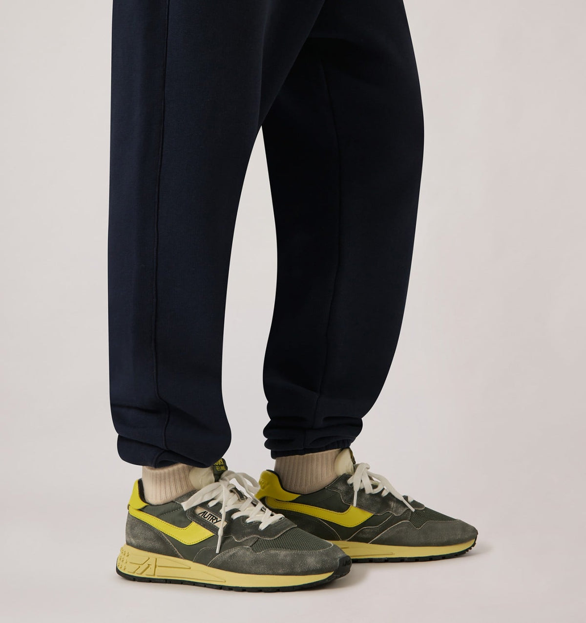 AUTRY REELWIND LOW SNEAKERS IN DEEP GREEN SUGAR AND QUINCE NYLON AND SUEDE