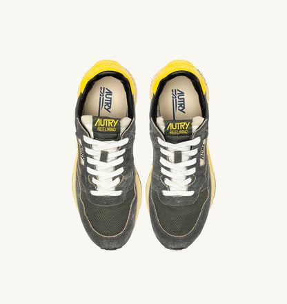 AUTRY REELWIND LOW SNEAKERS IN DEEP GREEN SUGAR AND QUINCE NYLON AND SUEDE