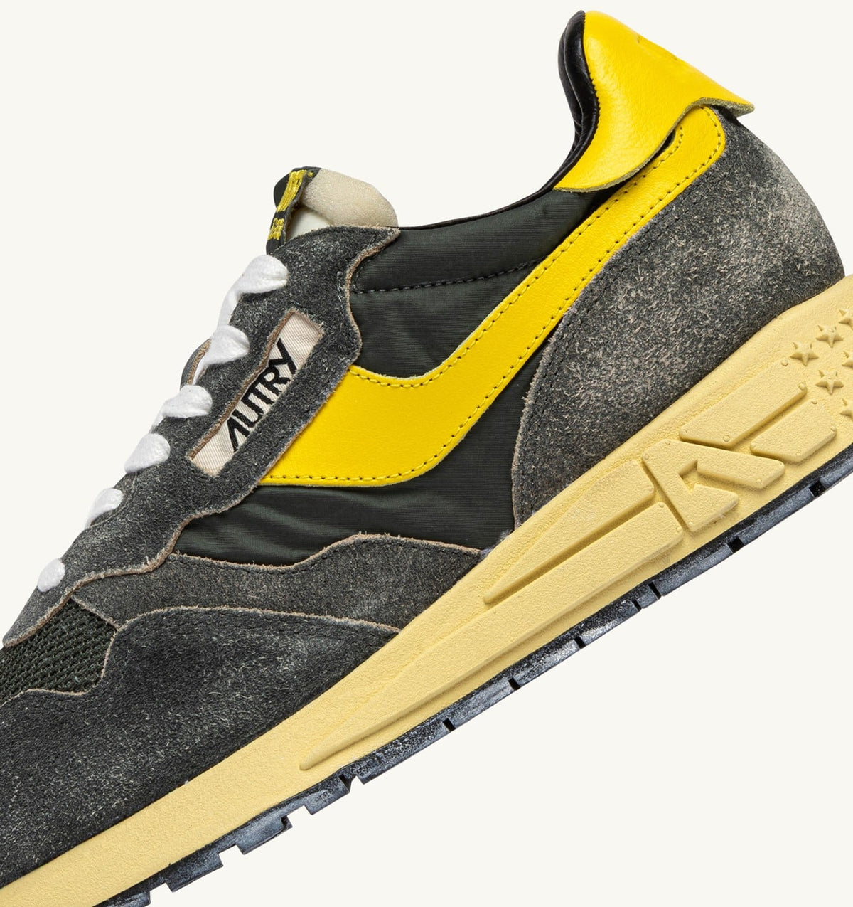 AUTRY REELWIND LOW SNEAKERS IN DEEP GREEN SUGAR AND QUINCE NYLON AND SUEDE