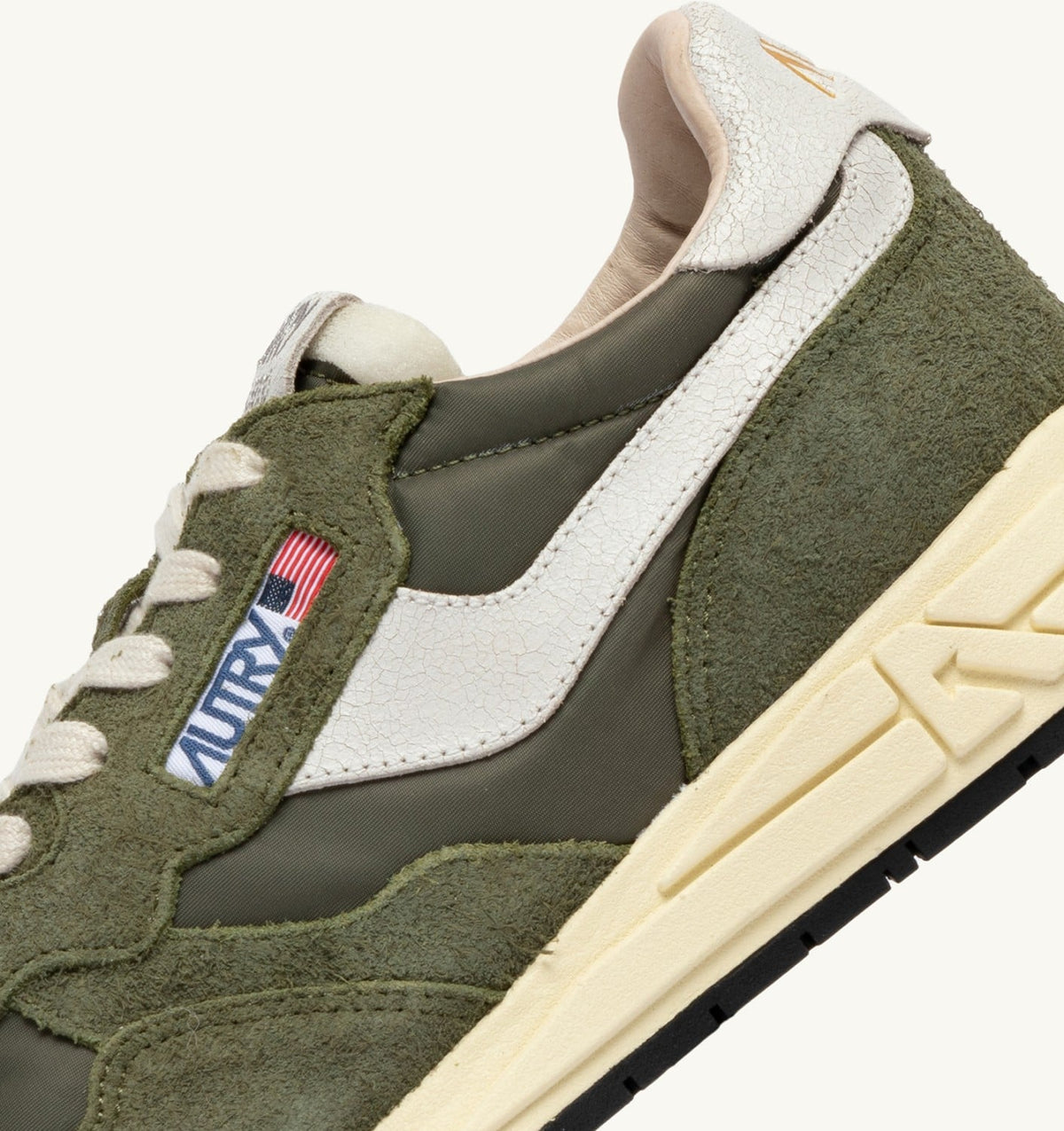 AUTRY REELWIND LOW SNEAKERS IN WHITE AND SAGE NYLON AND SUEDE