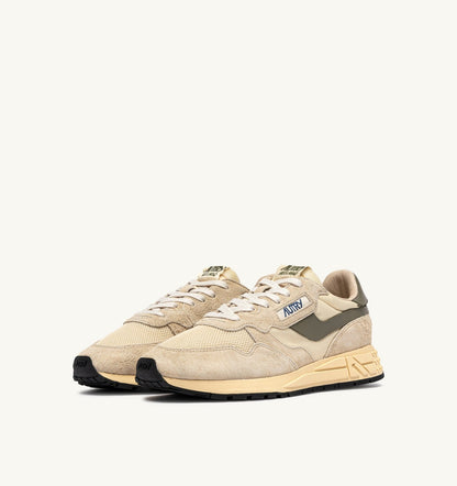 AUTRY REELWIND LOW SNEAKERS IN ECRU AND COVERT GREEN NYLON AND SUEDE