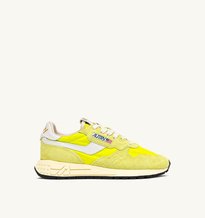 AUTRY REELWIND LOW SNEAKERS IN WHITE AND EVENING PRIMROSE NYLON AND SUEDE