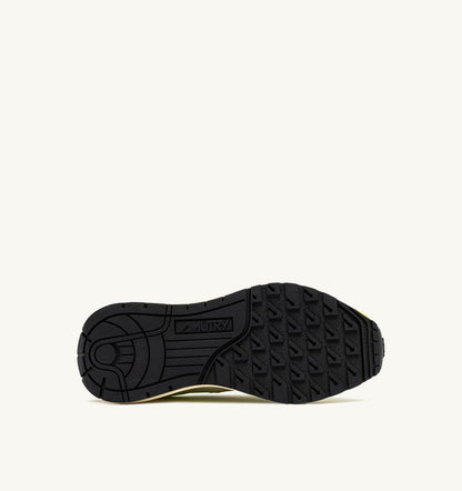 AUTRY REELWIND LOW SNEAKERS IN WHITE AND EVENING PRIMROSE NYLON AND SUEDE