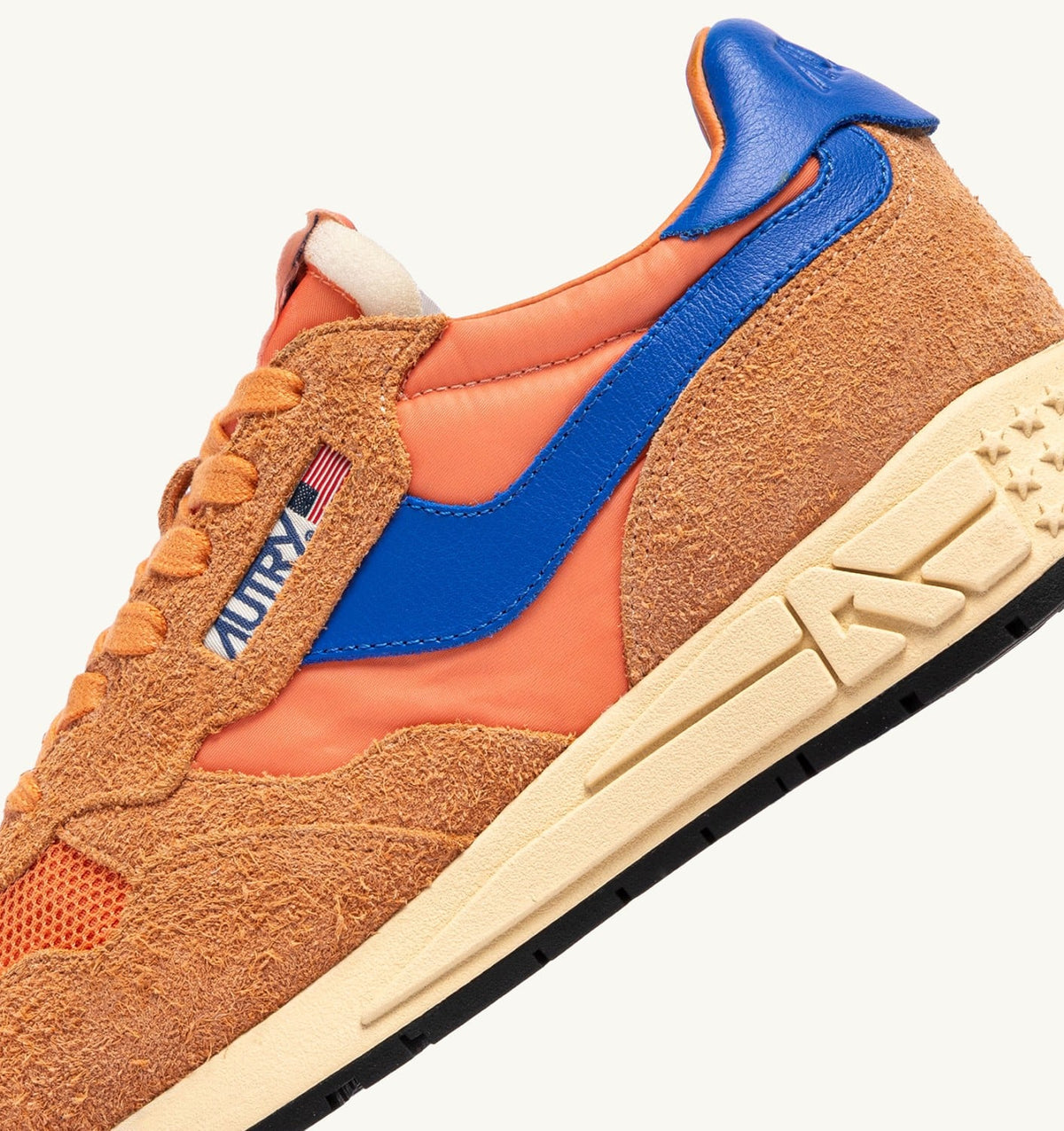 AUTRY REELWIND LOW SNEAKERS IN CANOVA AND STRONG BLUE NYLON AND SUEDE
