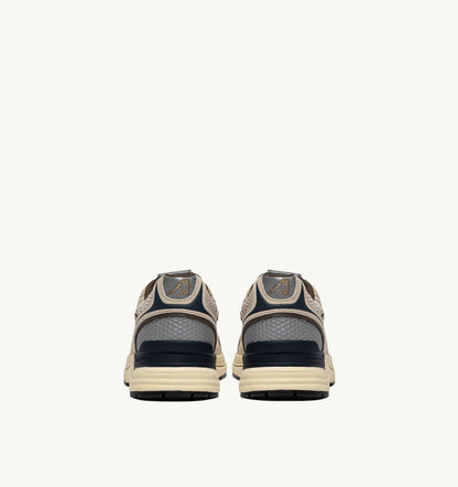 AUTRY HYPERWAY SNEAKERS IN SAND AND SPA BLUE SUEDE AND MESH