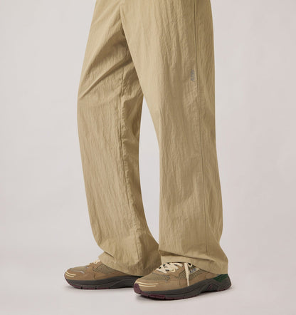 AUTRY HYPERWAY SNEAKERS IN BISCUIT AND AFTERGLOW SUEDE AND MESH