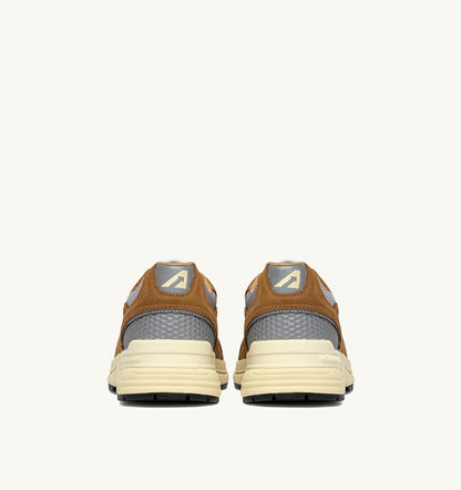 AUTRY HYPERWAY SNEAKERS IN COPPER AND SILVER MESH AND SUEDE