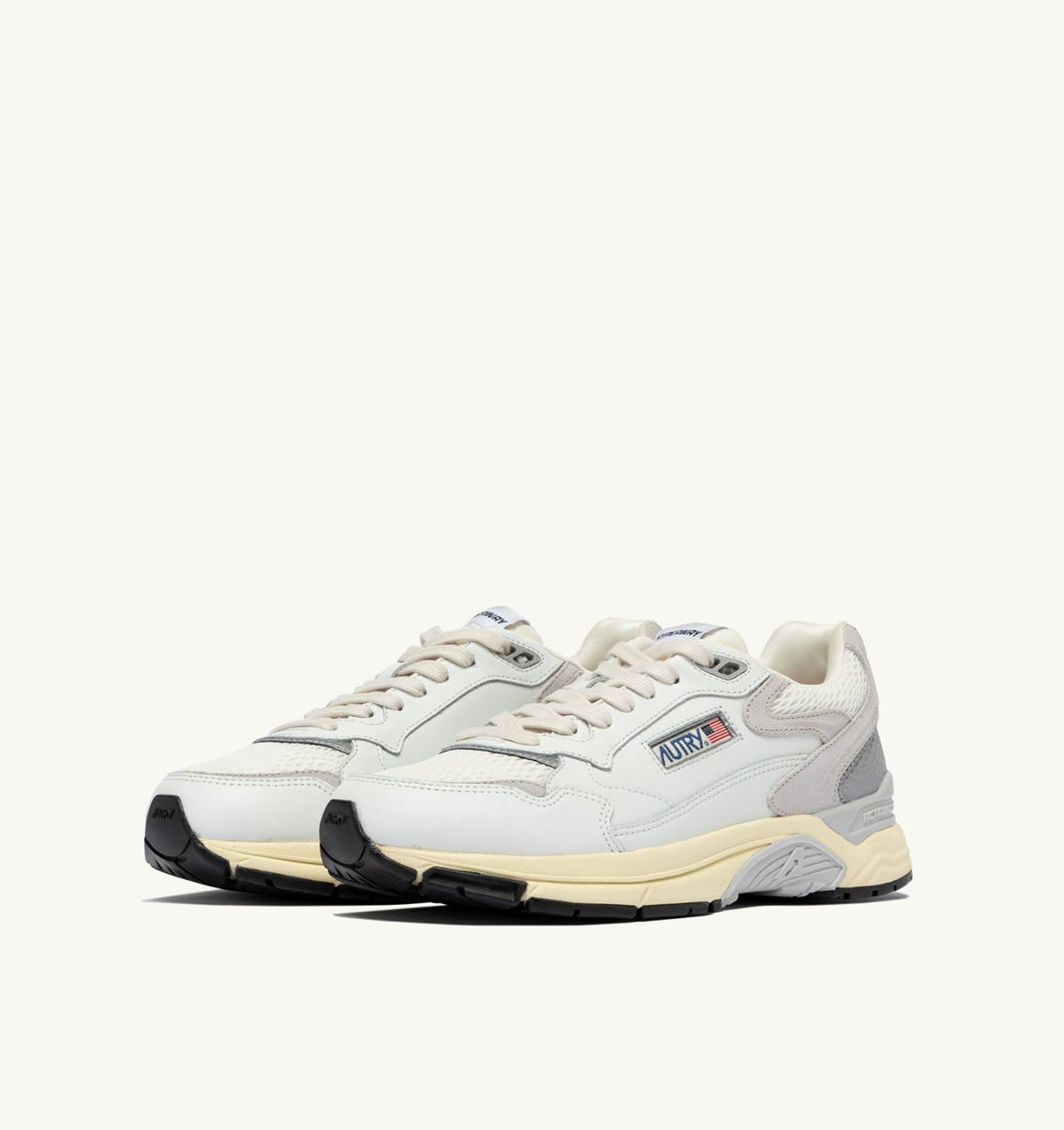 AUTRY HYPERWAY SNEAKERS IN WHITE AND GRAY MESH AND LEATHER