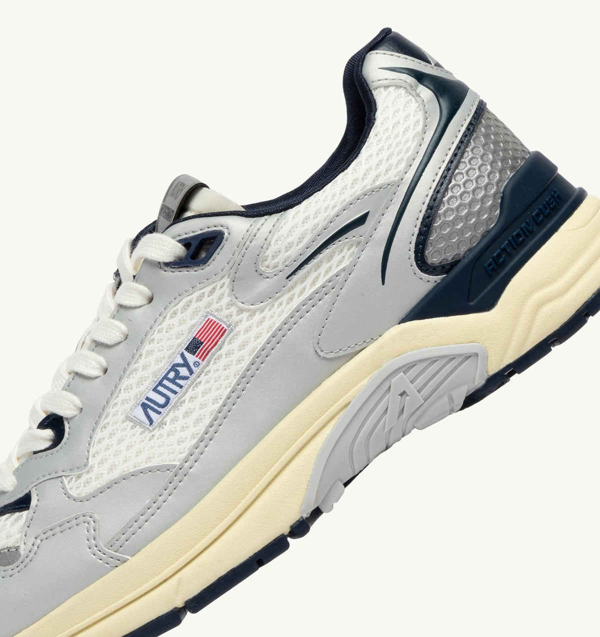 AUTRY HYPERWAY SNEAKERS IN WHITE SILVER AND SPACE SYNTHETIC LEATHER AND MESH