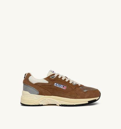 AUTRY HYPERWAY SNEAKERS IN CIGAR AND SILVER MESH AND SUEDE