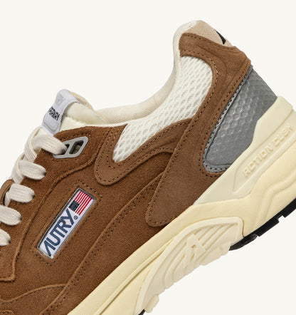AUTRY HYPERWAY SNEAKERS IN CIGAR AND SILVER MESH AND SUEDE