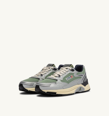 AUTRY HYPERWAY SNEAKERS IN SILVER, TEA AND BLACKENED PEARL SYNTHETIC LEATHER AND MESH