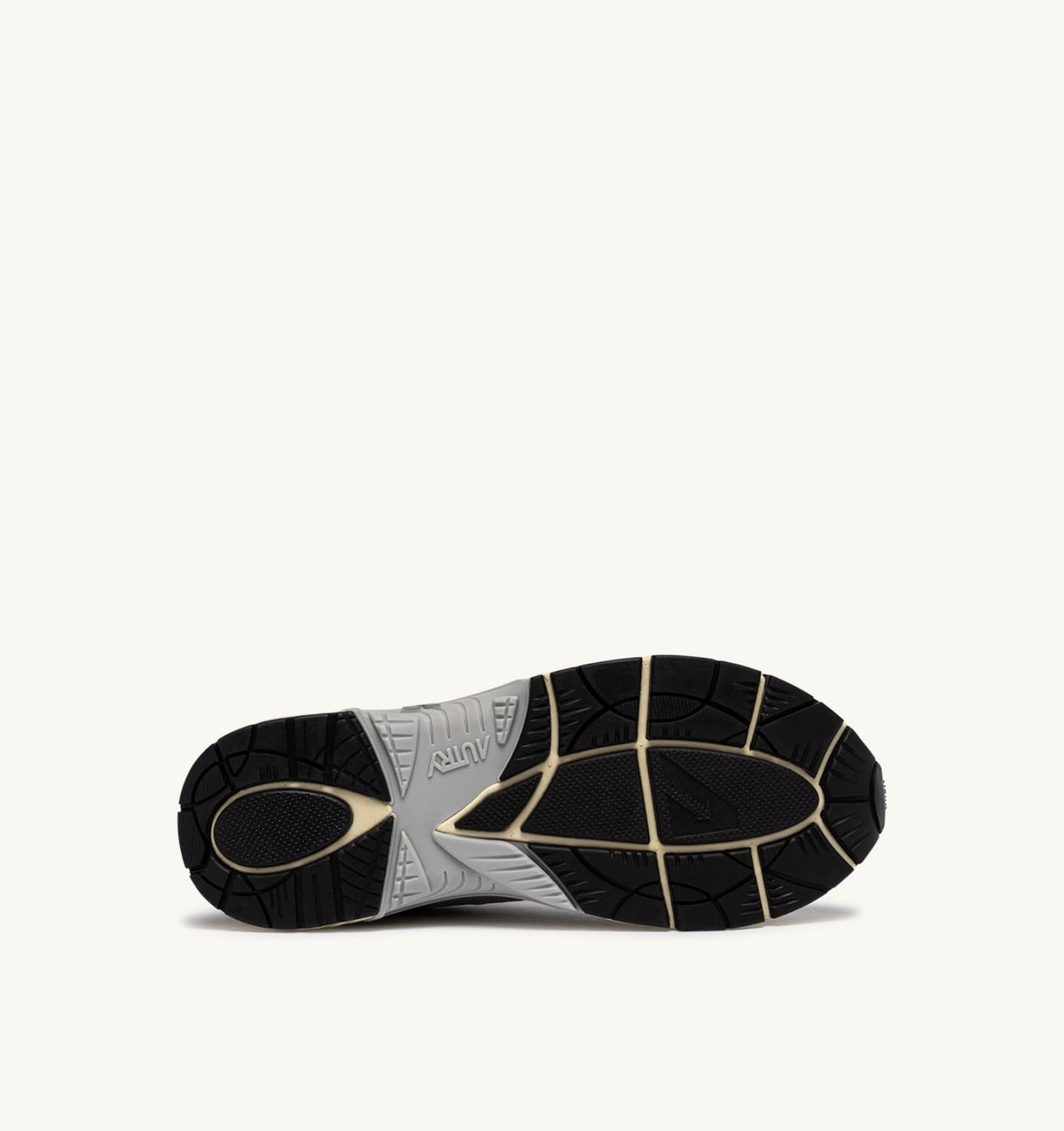 AUTRY HYPERWAY SNEAKERS IN SILVER, TEA AND BLACKENED PEARL SYNTHETIC LEATHER AND MESH