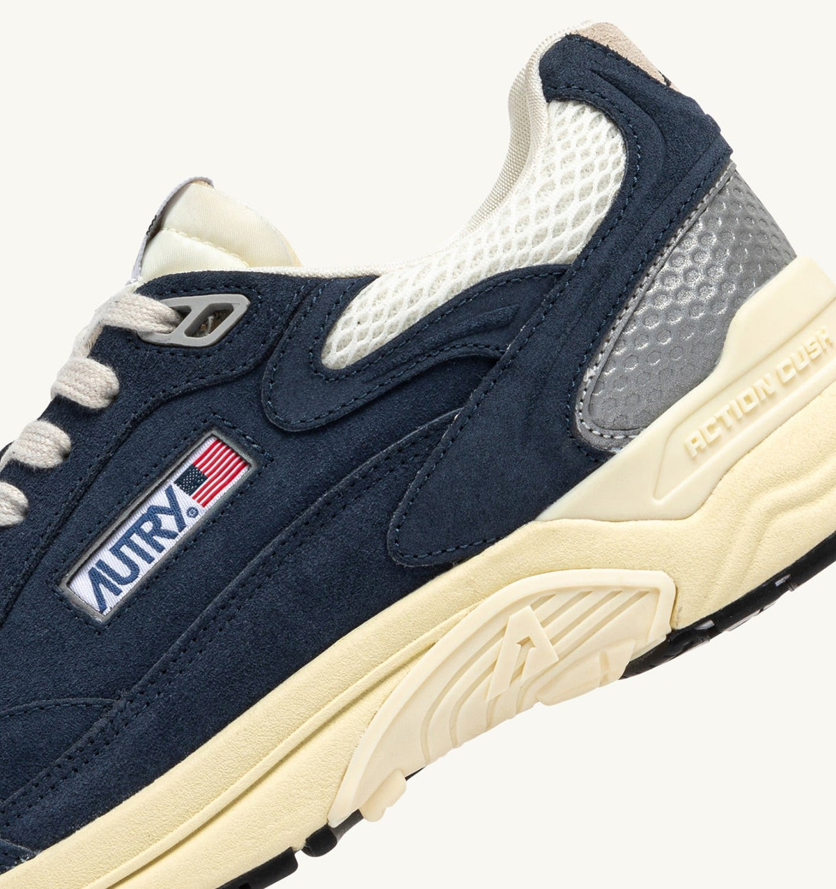 AUTRY HYPERWAY SNEAKERS IN BLUETTE AND MARSHMALLOW MESH AND SUEDE
