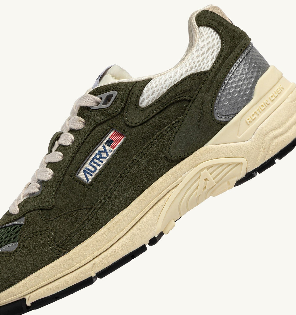 AUTRY HYPERWAY SNEAKERS IN MARSHMALLOW AND SAGE SUEDE AND MESH