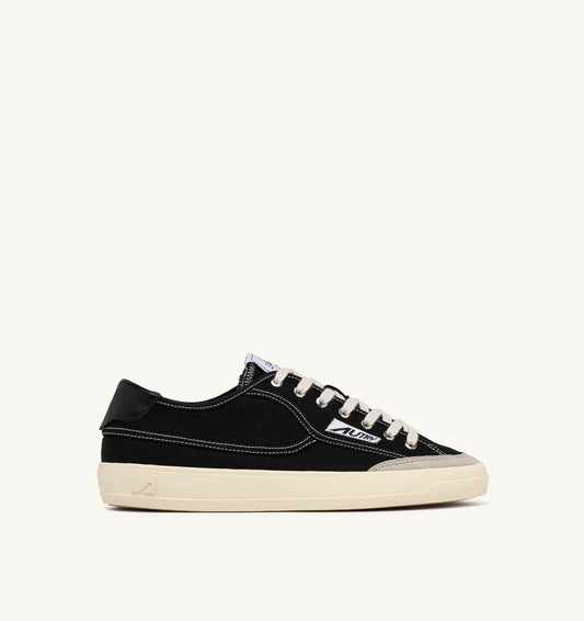 AUTRY WINDSCAPE LOW SNEAKERS IN BLACK CANVAS