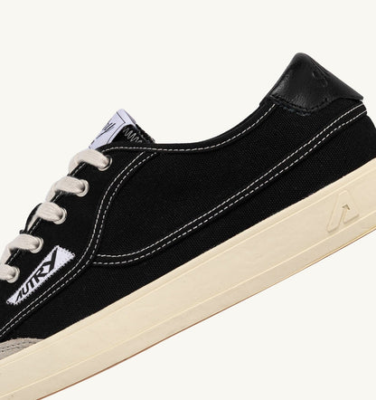 AUTRY WINDSCAPE LOW SNEAKERS IN BLACK CANVAS