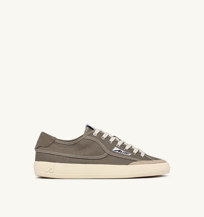 AUTRY WINDSCAPE LOW SNEAKERS IN MILITARY CANVAS