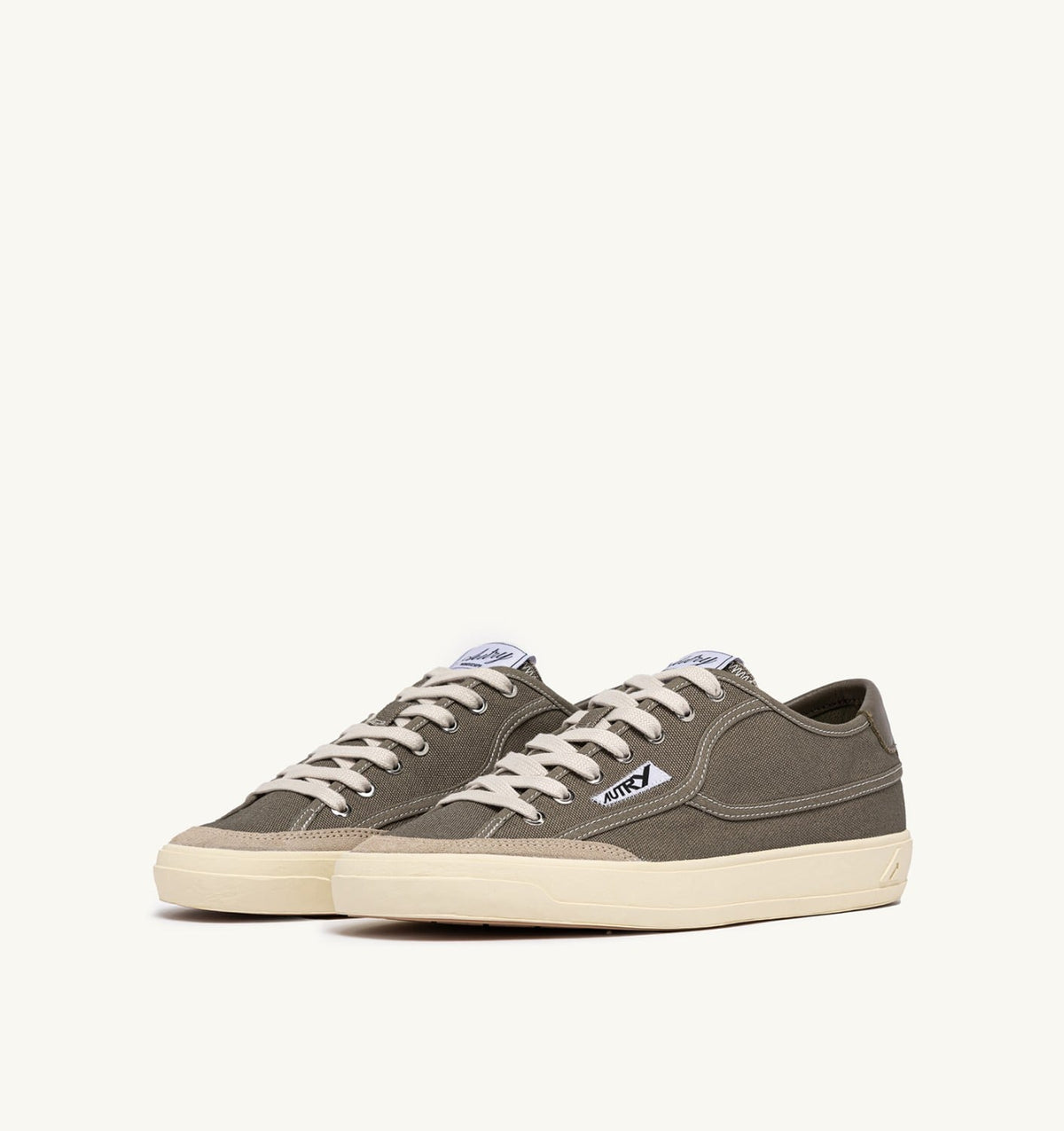 AUTRY WINDSCAPE LOW SNEAKERS IN MILITARY CANVAS