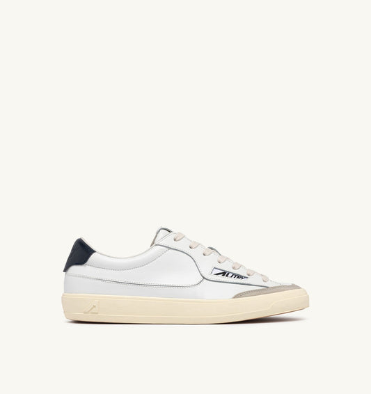 AUTRY WINDSCAPE LOW SNEAKERS IN WHITE AND SPACE LEATHER