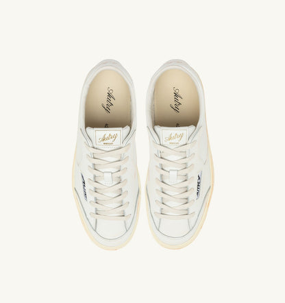 AUTRY WINDSCAPE LOW SUPER VINTAGE SNEAKERS IN WHITE LEATHER