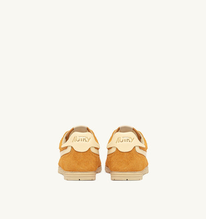 AUTRY SNEAKERS WINDSPIN IN SUEDE AND LEATHER COLOR CADMIUM AND RUTABAGA