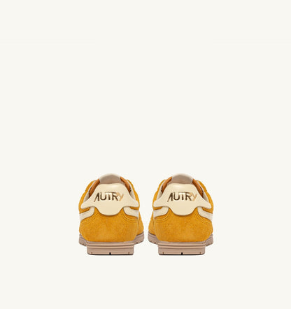 AUTRY SNEAKERS WINDSPIN IN SUEDE AND LEATHER COLOR MINERAL YELLOW AND RUTABAGA
