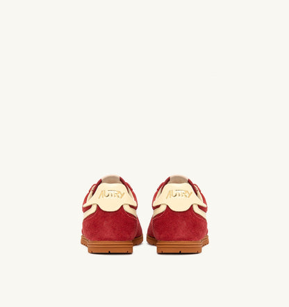 AUTRY SNEAKERS WINDSPIN IN SUEDE AND LEATHER COLOR IMPERIAL RED AND RUTABAGA