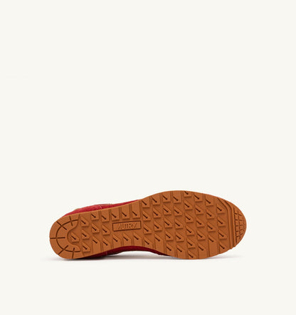 AUTRY SNEAKERS WINDSPIN IN SUEDE AND LEATHER COLOR IMPERIAL RED AND RUTABAGA