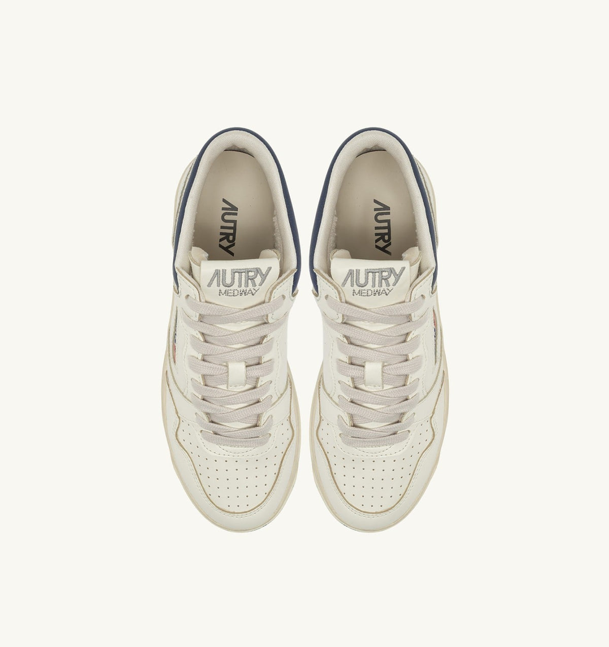 AUTRY MED-WAY SNEAKERS IN LEATHER COLOR MARSHMALLOW AND ENSIGN BLUE