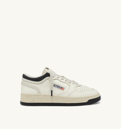 AUTRY MED-WAY SNEAKERS IN LEATHER COLOR MARSHMALLOW AND BLACK
