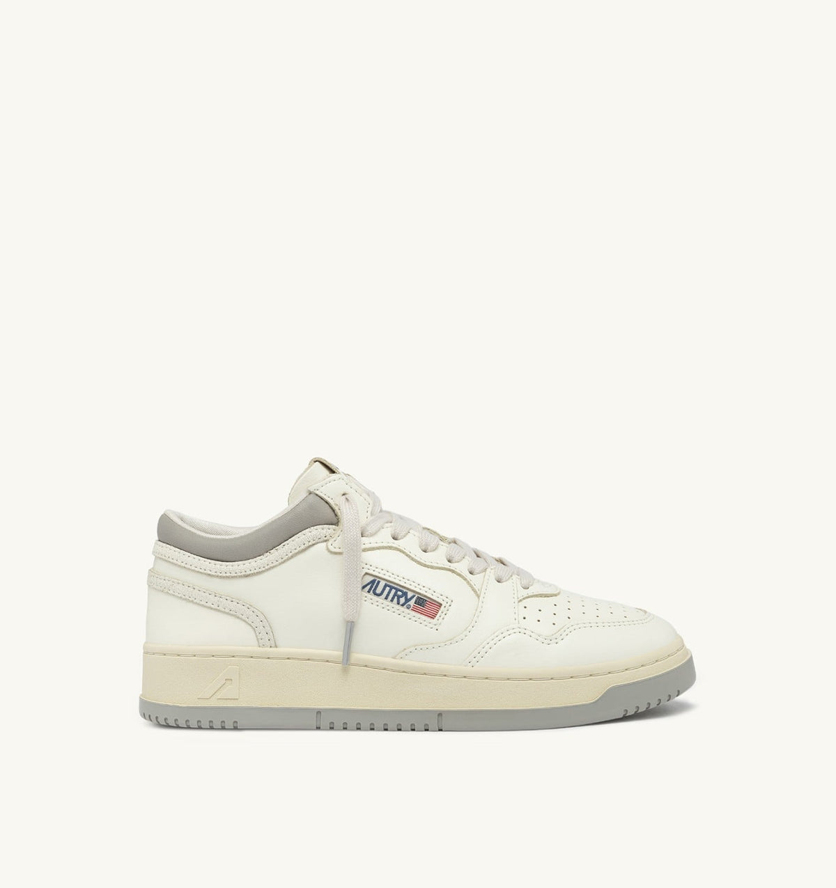 AUTRY MED-WAY SNEAKERS IN LEATHER COLOR MARSHMALLOW AND VAPOR