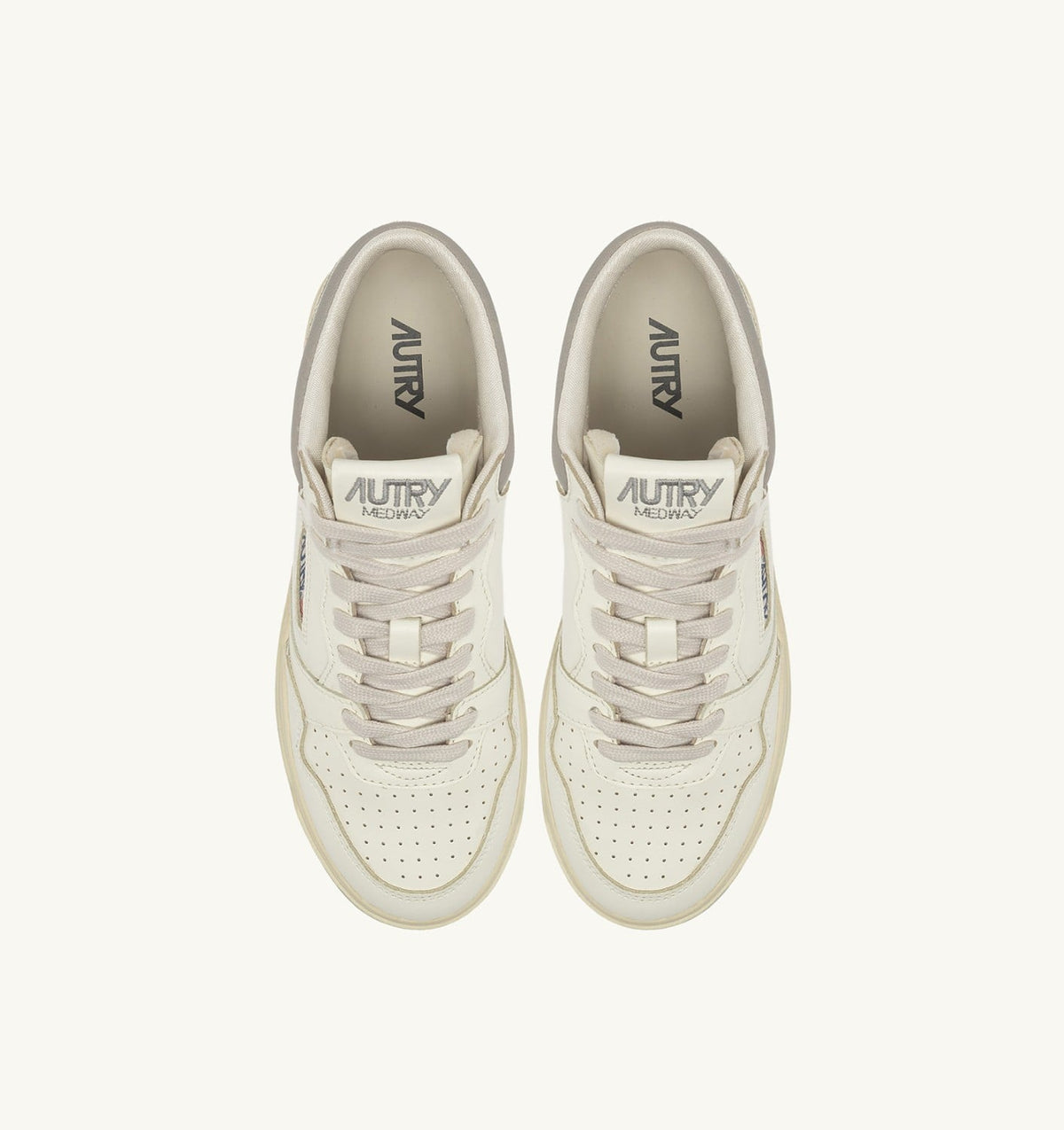 AUTRY MED-WAY SNEAKERS IN LEATHER COLOR MARSHMALLOW AND VAPOR