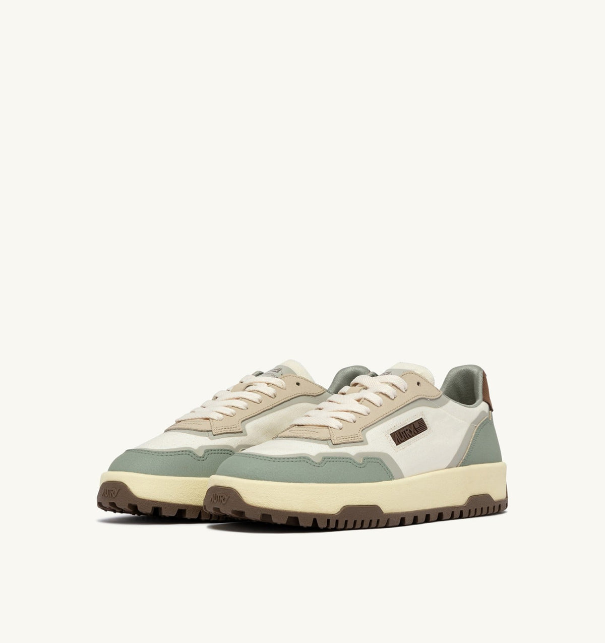 AUTRY WILDPACE LOW SNEAKERS IN MARSHMALLOW AND SEA GRASS CORDURA AND LEATHER