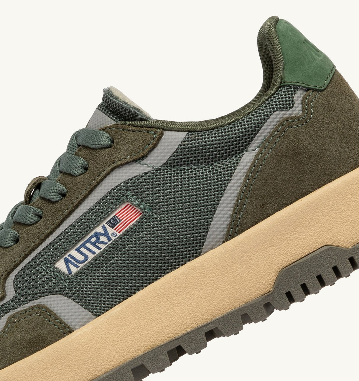 AUTRY WILDPACE LOW SNEAKERS IN SCHIO AND MILITARY DRAGON MESH AND SUEDE
