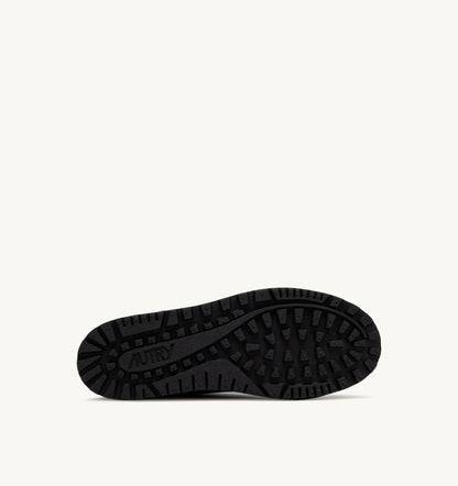 AUTRY WILDPACE LOW SNEAKERS IN BLACK DRAGON MESH AND SUEDE