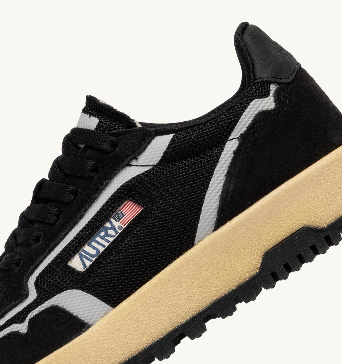AUTRY WILDPACE LOW SNEAKERS IN BLACK DRAGON MESH AND SUEDE