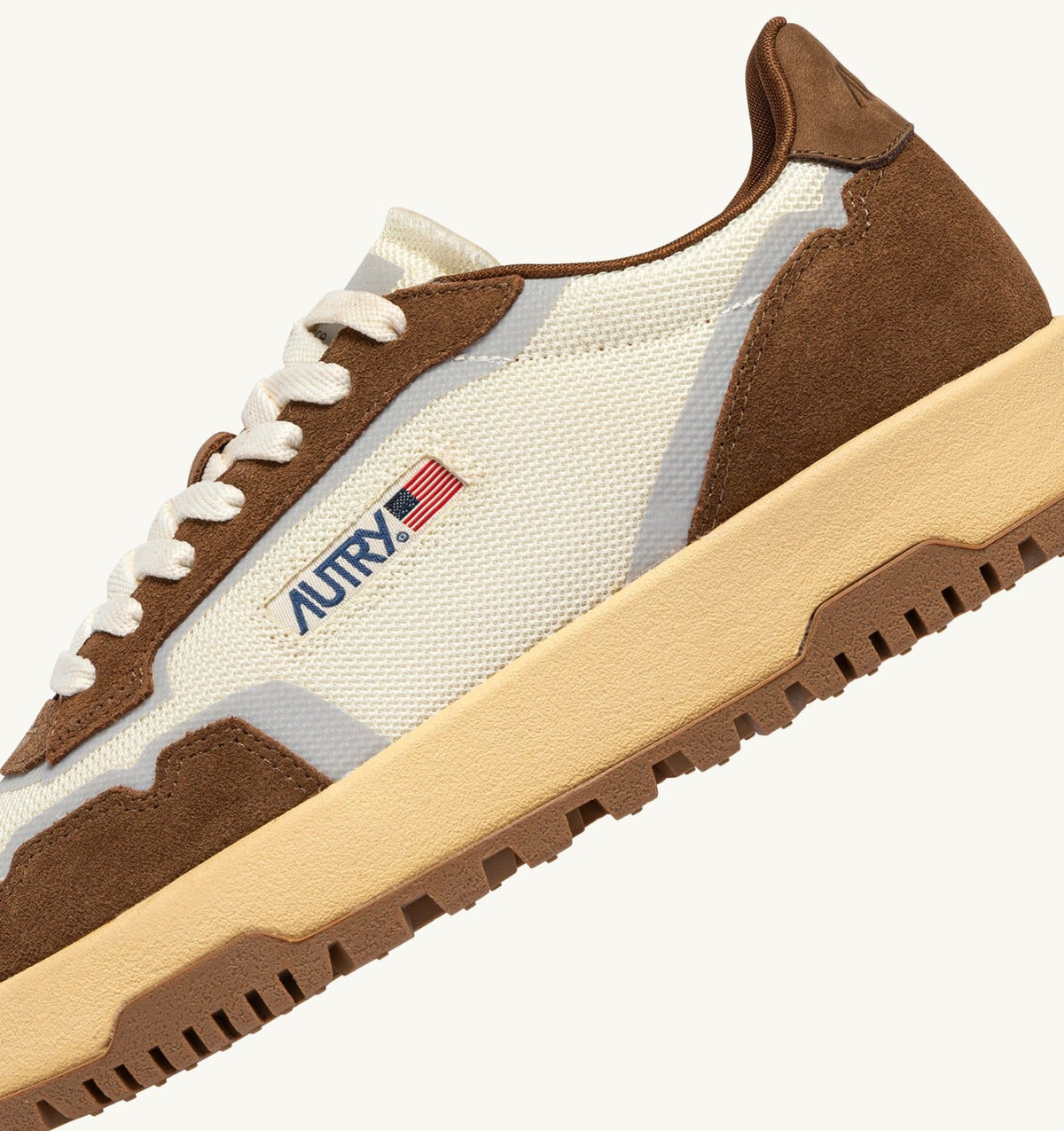 AUTRY WILDPACE SNEAKERS IN MARSHMALLOW AND CIGAR DRAGON MESH AND SUEDE